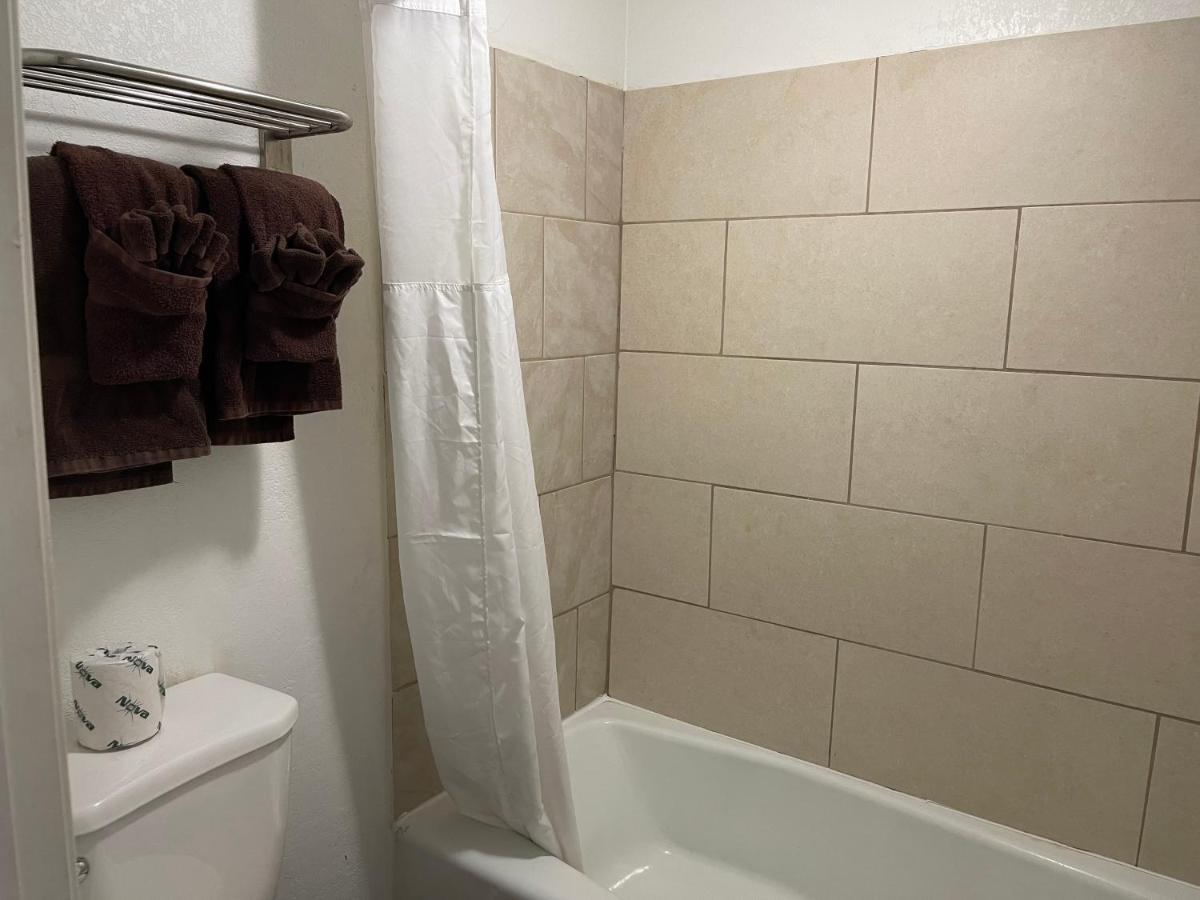 Hotel Eastin Atchison Luaran gambar